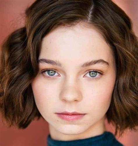 Emma Myers Biography, Age, Height, Career, Net Worth,。